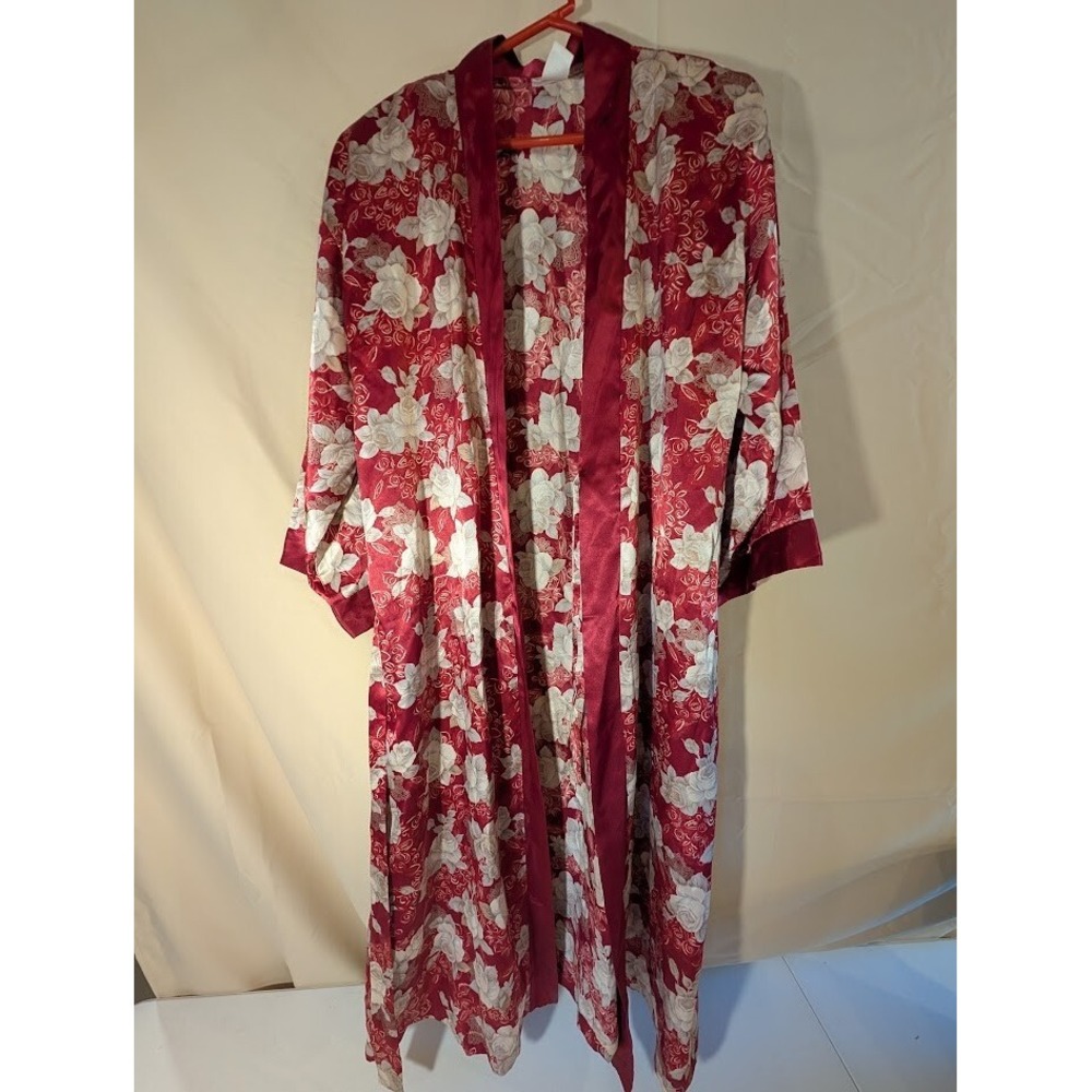 Adonna Floral Satin Robe Kimono Burgundy White Roses Medium Belted 100%Polyester